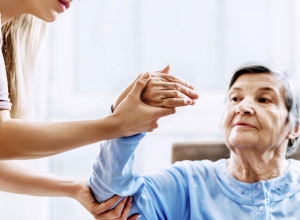 Sau tai biến có sử dụng được Super power Neuro Max không?